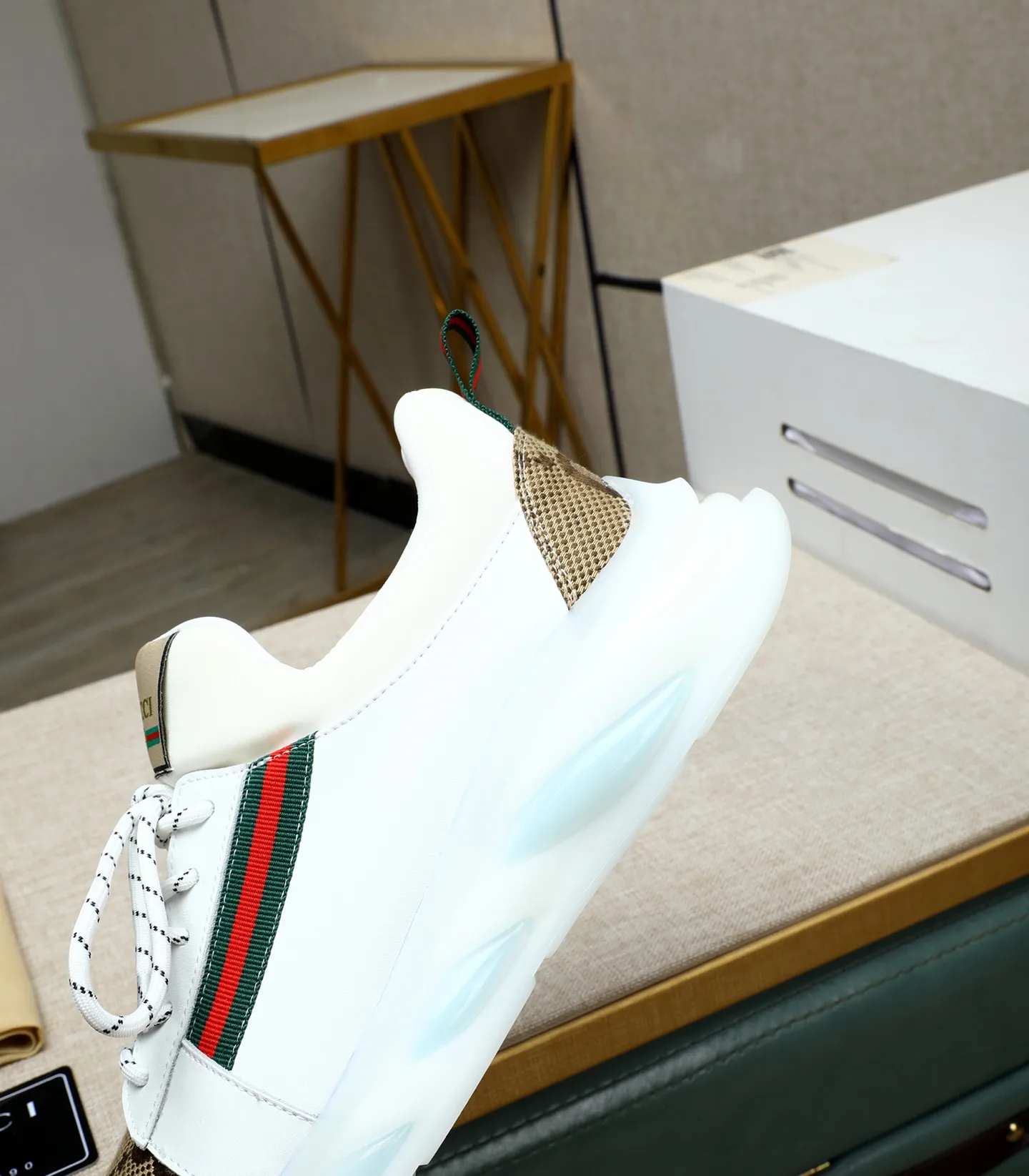 Men's shoes💰440 GUCCI🔍🔍Latest spring style On sale at the same time at the counter, original calfskin imported from Italy, genuine leather lining, (high-end, luxury, and class) exquisite workmanship, soles: original soles specially provided by the original factory, ⚠Exclusive double-layer movable molded soles are super comfortable⚠, real photos🎬The real ones are better🔍🔍"High quality·Follow the order" code number 38-44